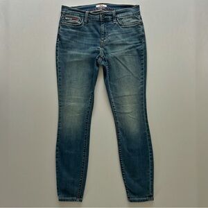 Tommy Hilfiger Dark Blue Mid-Rise Skinny Jeans Size 4 Spring Trend